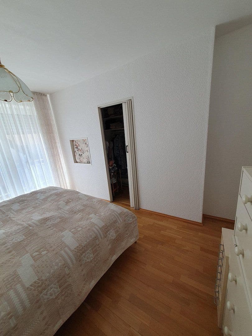 Prodej domu 220 m², pozemek 484 m², Ratingen, Severní Porýní-Vestfálsko Prodej domu 220 m², pozemek 484 m², Ratingen, Severní Porýní-Vestfálsko