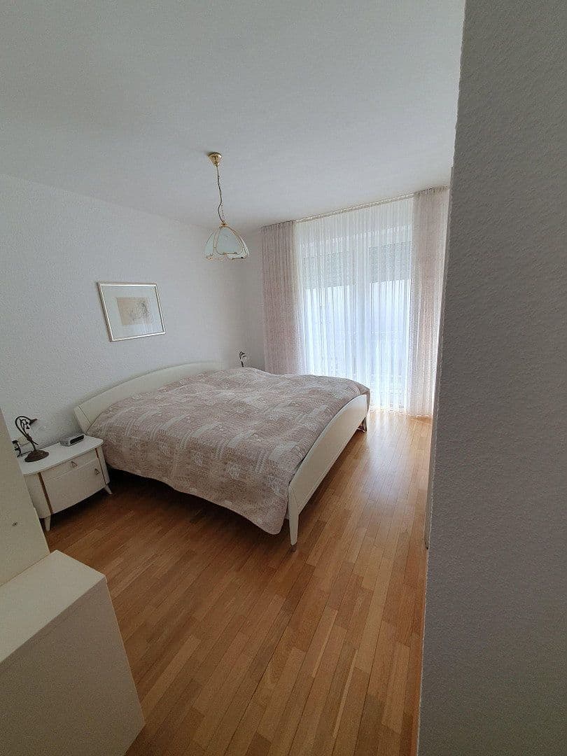 Prodej domu 220 m², pozemek 484 m², Ratingen, Severní Porýní-Vestfálsko Prodej domu 220 m², pozemek 484 m², Ratingen, Severní Porýní-Vestfálsko