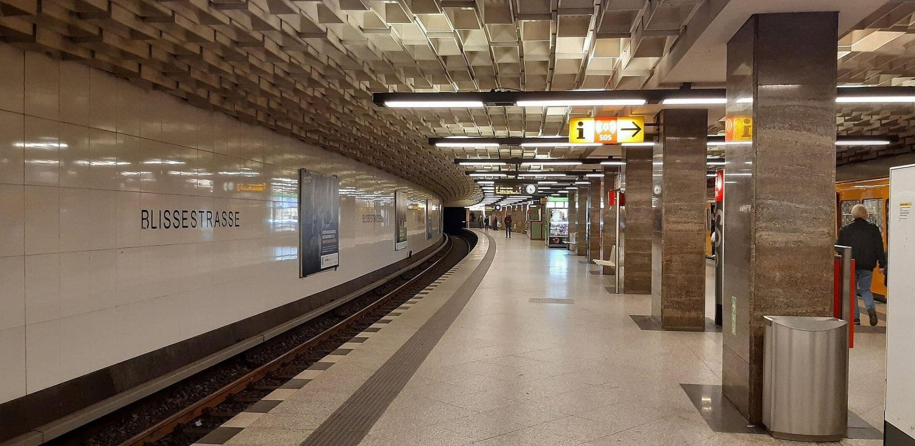 Prodej bytu 2+1 61 m², Ermslebener Weg 4, Berlin, Berlín Prodej bytu 2+1 61 m², Ermslebener Weg 4, Berlin, Berlín