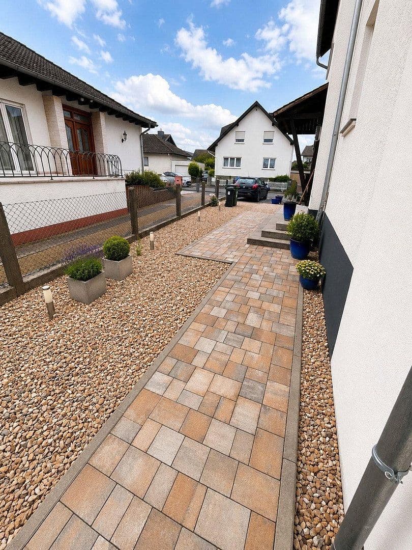 Prodej domu 160 m², pozemek 520 m², Weiterstadt, Hessen Prodej domu 160 m², pozemek 520 m², Weiterstadt, Hessen