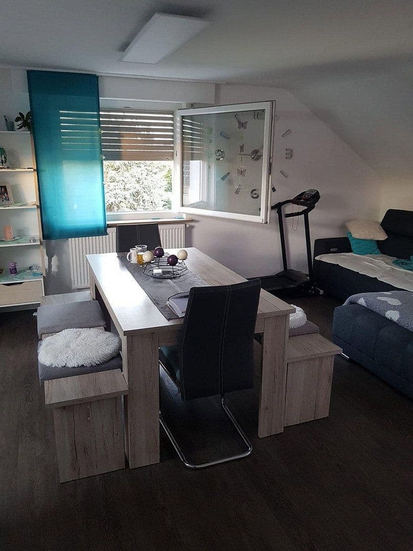 Pronájem bytu 3+1 88 m², Bauernstrasse 49, Ditzingen, Bádensko-Württembersko Pronájem bytu 3+1 88 m², Bauernstrasse 49, Ditzingen, Bádensko-Württembersko