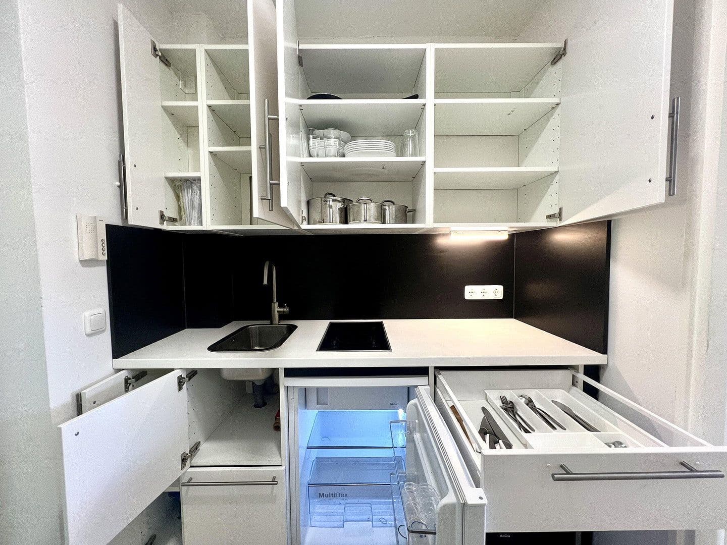 Pronájem bytu 1+1 22 m², Falkenstr.33, München, Bavorsko Pronájem bytu 1+1 22 m², Falkenstr.33, München, Bavorsko