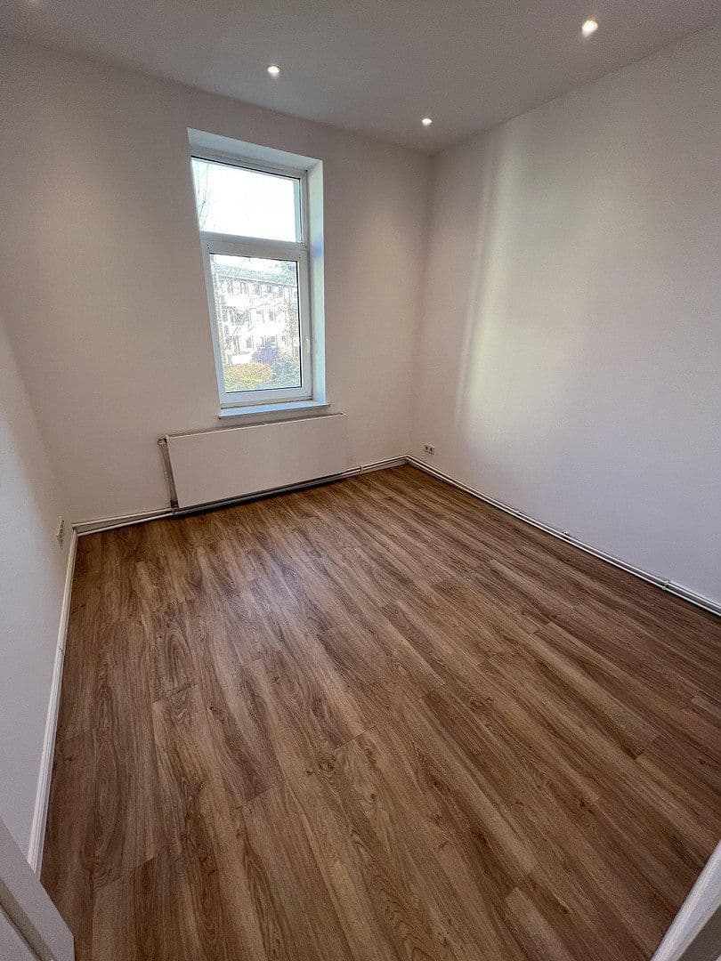 Pronájem bytu 3+1 64 m², Kaakstraße 21, Wilhelmshaven, Dolní Sasko Pronájem bytu 3+1 64 m², Kaakstraße 21, Wilhelmshaven, Dolní Sasko