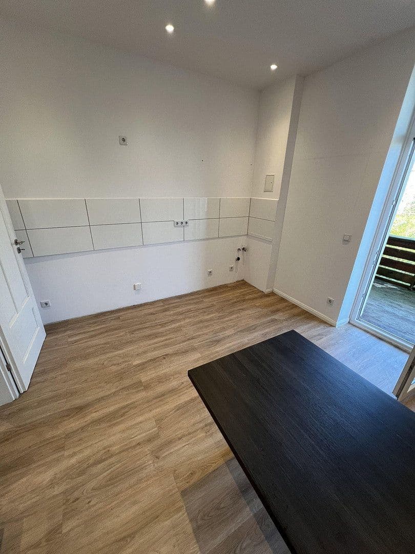 Pronájem bytu 3+1 64 m², Kaakstraße 21, Wilhelmshaven, Dolní Sasko Pronájem bytu 3+1 64 m², Kaakstraße 21, Wilhelmshaven, Dolní Sasko