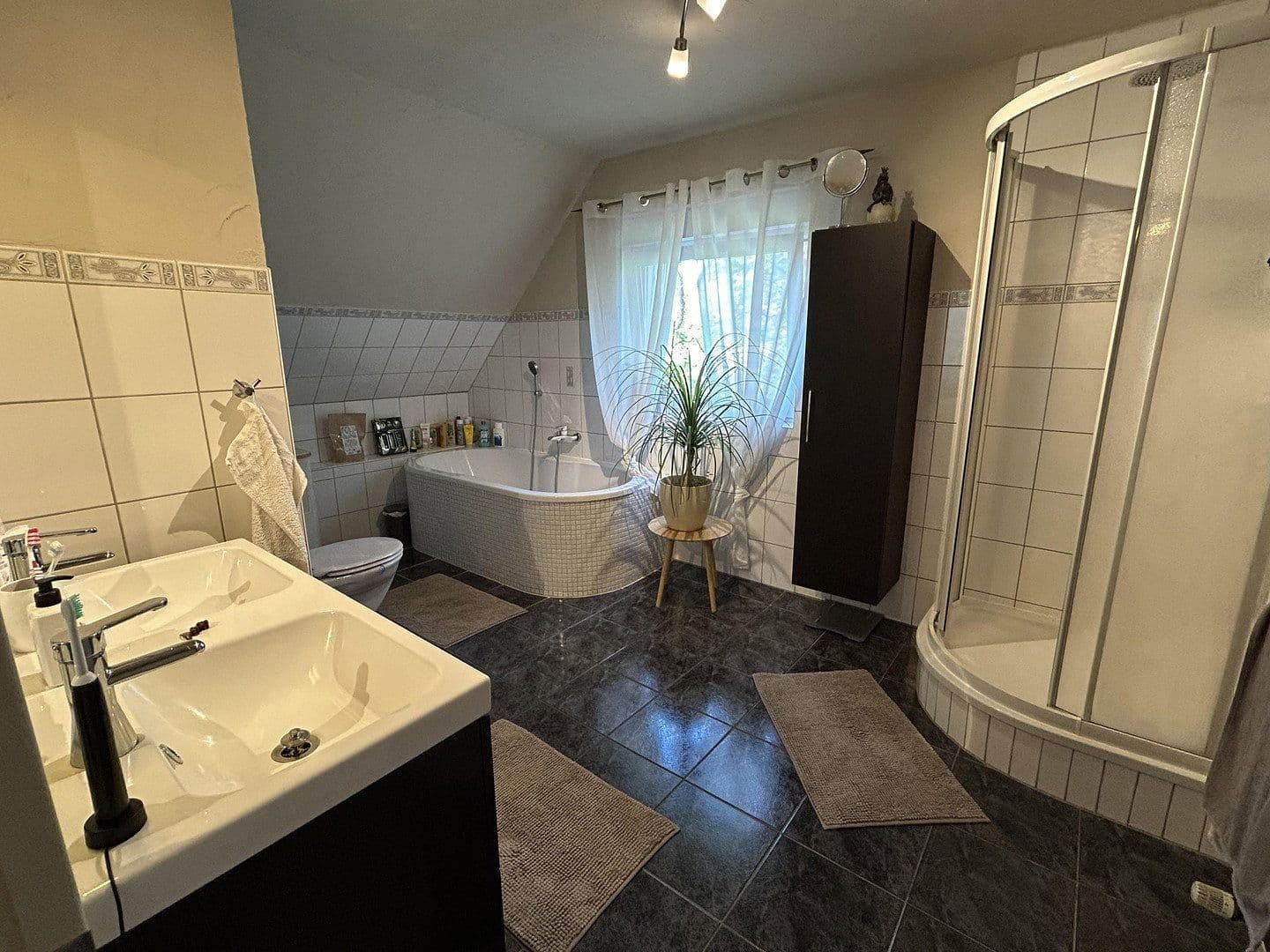 Prodej domu 124 m², pozemek 555 m², Sehnde, Dolní Sasko Prodej domu 124 m², pozemek 555 m², Sehnde, Dolní Sasko