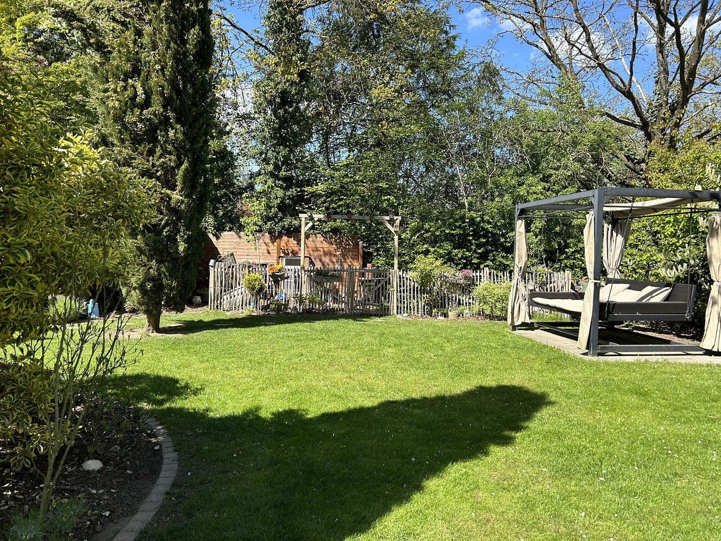 Prodej domu 124 m², pozemek 555 m², Sehnde, Dolní Sasko Prodej domu 124 m², pozemek 555 m², Sehnde, Dolní Sasko