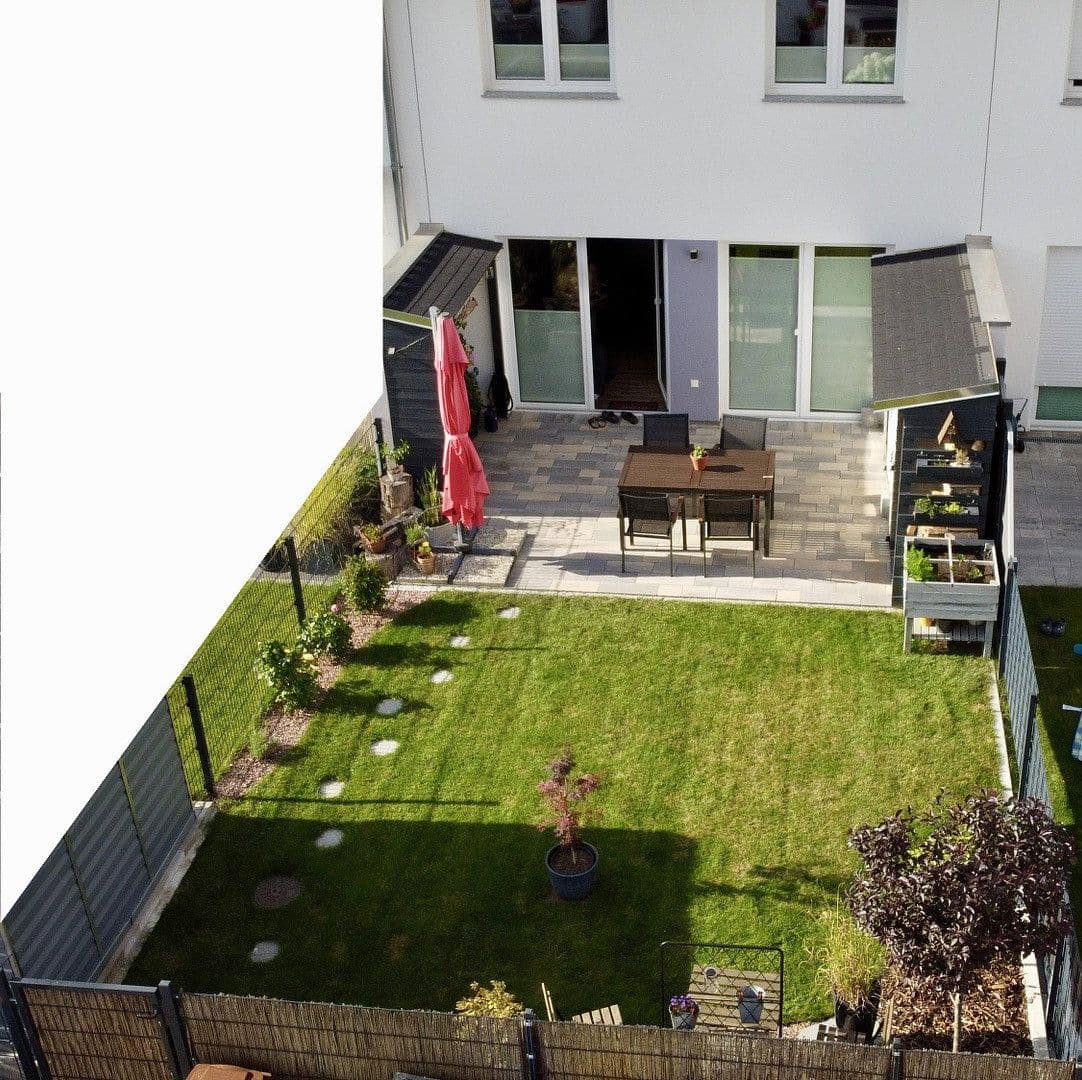 Prodej domu 130 m², pozemek 202 m², Rostock, Mecklenburg-Vorpommern Prodej domu 130 m², pozemek 202 m², Rostock, Mecklenburg-Vorpommern