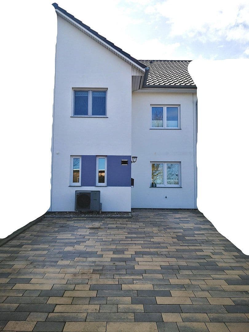 Prodej domu 130 m², pozemek 202 m², Rostock, Mecklenburg-Vorpommern Prodej domu 130 m², pozemek 202 m², Rostock, Mecklenburg-Vorpommern