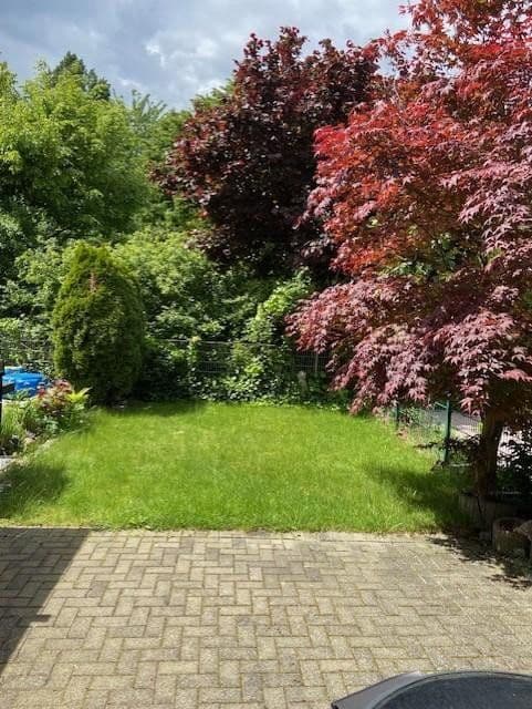 Prodej domu 145 m², pozemek 159 m², Ratingen, Severní Porýní-Vestfálsko Prodej domu 145 m², pozemek 159 m², Ratingen, Severní Porýní-Vestfálsko