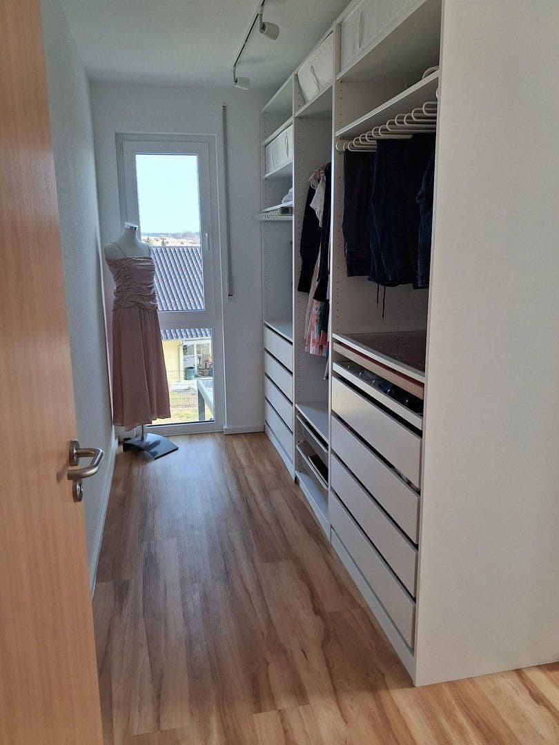 Prodej domu 141 m², pozemek 739 m², Obernheim, Bádensko-Württembersko Prodej domu 141 m², pozemek 739 m², Obernheim, Bádensko-Württembersko