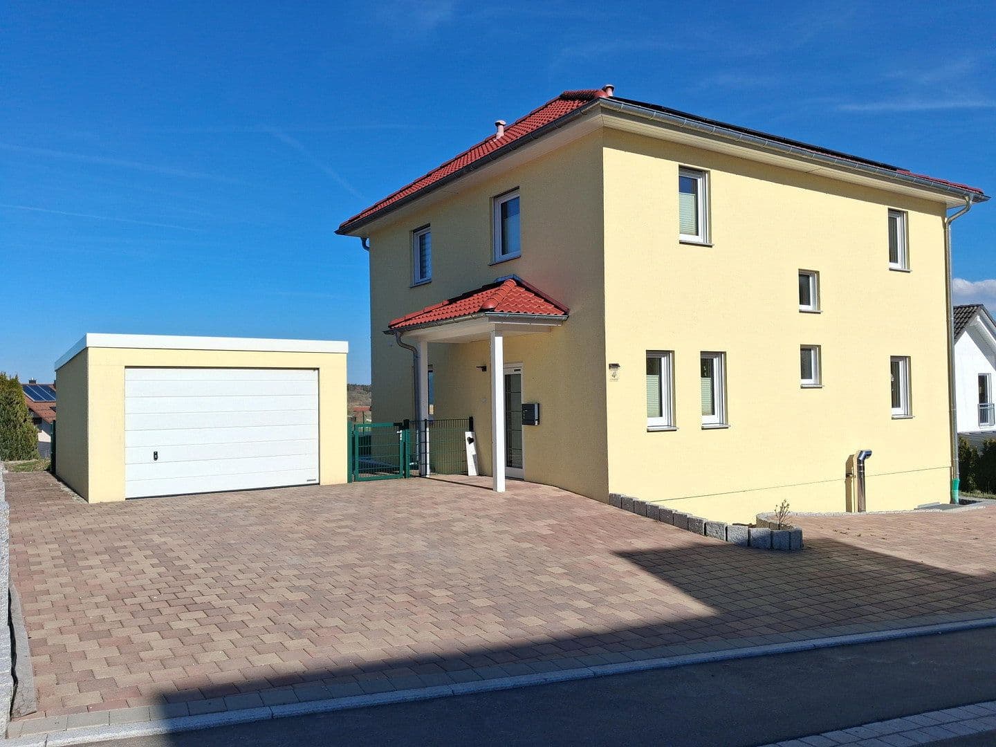 Prodej domu 141 m², pozemek 739 m², Obernheim, Bádensko-Württembersko Prodej domu 141 m², pozemek 739 m², Obernheim, Bádensko-Württembersko