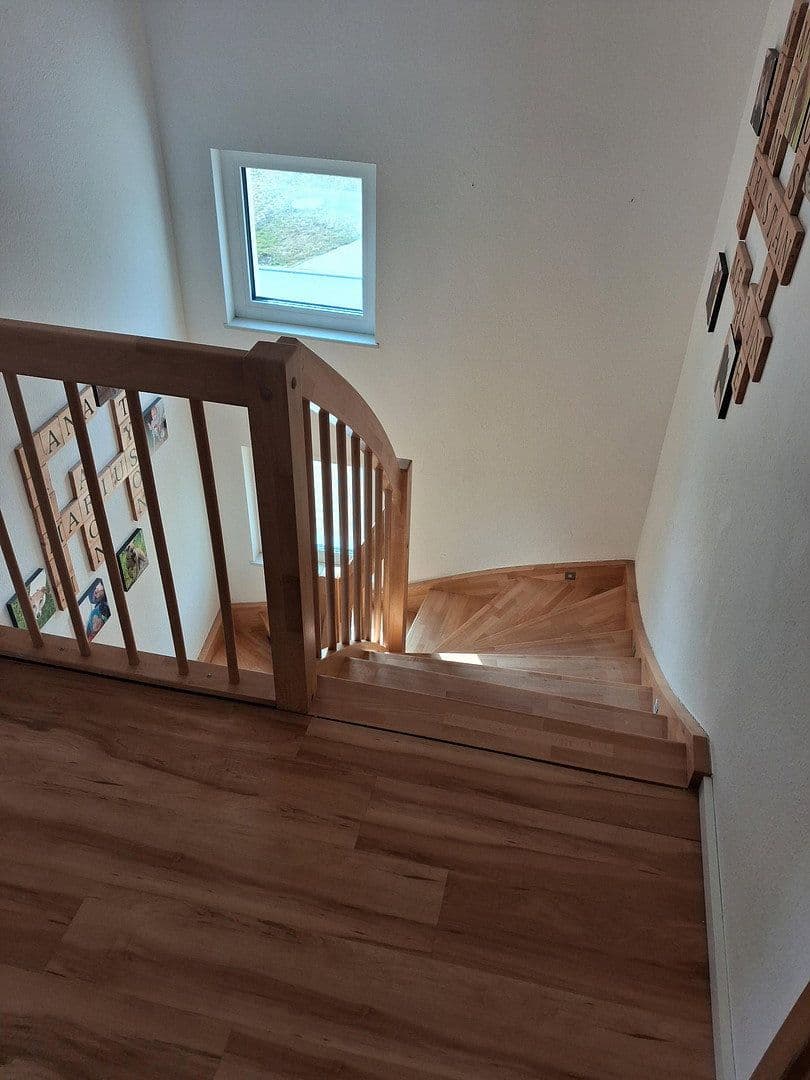 Prodej domu 141 m², pozemek 739 m², Obernheim, Bádensko-Württembersko Prodej domu 141 m², pozemek 739 m², Obernheim, Bádensko-Württembersko