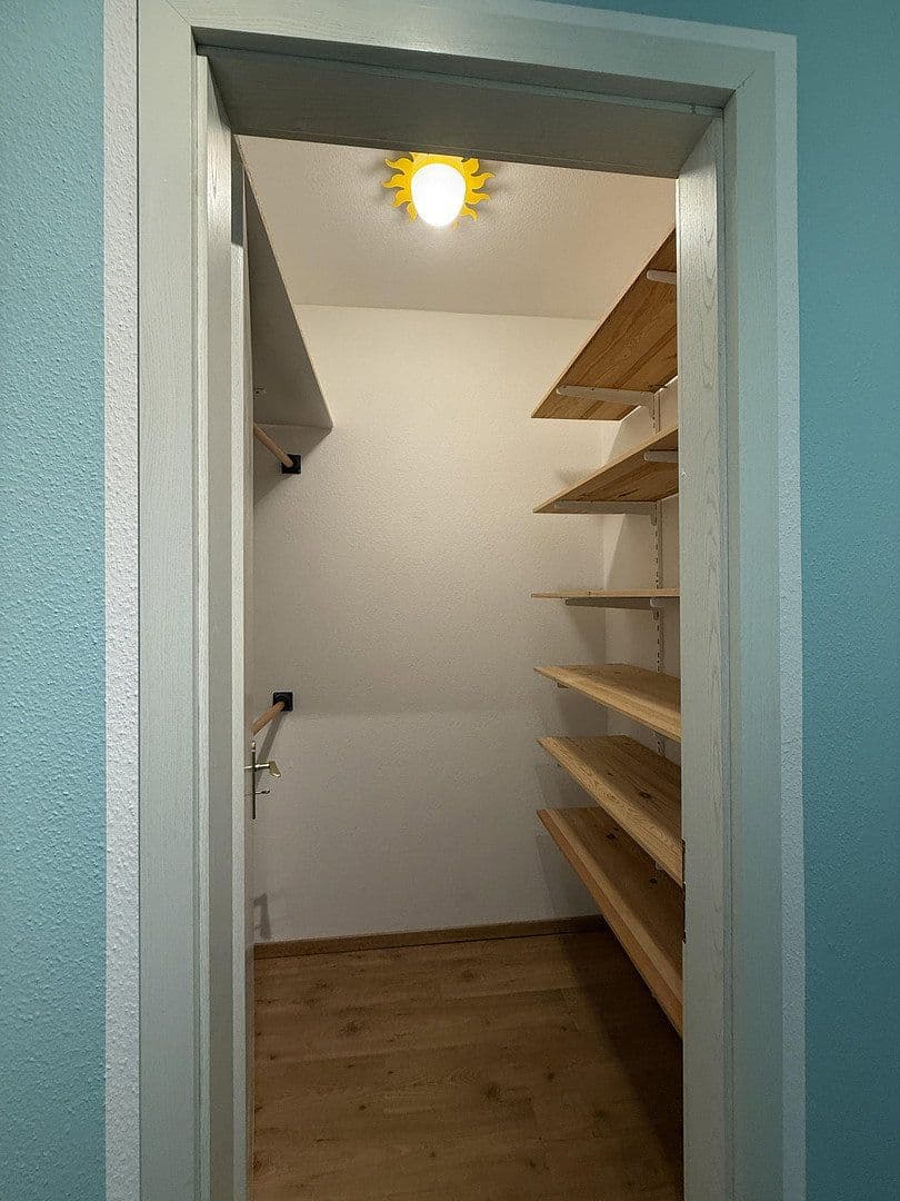 Prodej bytu 2+1 85 m², Rudolf-Marek-Straße 1, Chemnitz, Sasko Prodej bytu 2+1 85 m², Rudolf-Marek-Straße 1, Chemnitz, Sasko