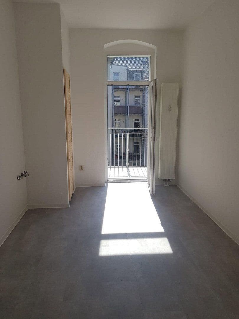Prodej bytu 2+1 85 m², Rudolf-Marek-Straße 1, Chemnitz, Sasko Prodej bytu 2+1 85 m², Rudolf-Marek-Straße 1, Chemnitz, Sasko