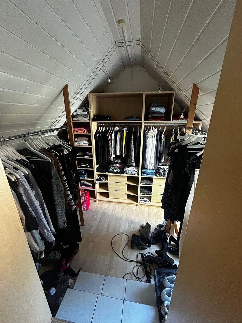 Pronájem domu 145 m², pozemek 264 m², Am Fohlenhof 26a, Geisenfeld, Bavorsko Pronájem domu 145 m², pozemek 264 m², Am Fohlenhof 26a, Geisenfeld, Bavorsko