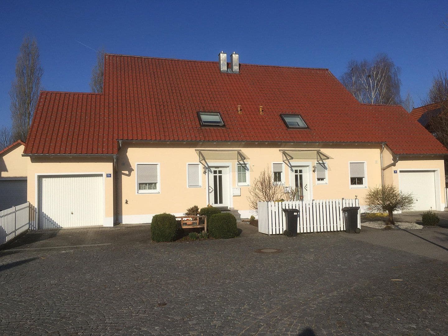 Pronájem domu 145 m², pozemek 264 m², Am Fohlenhof 26a, Geisenfeld, Bavorsko Pronájem domu 145 m², pozemek 264 m², Am Fohlenhof 26a, Geisenfeld, Bavorsko