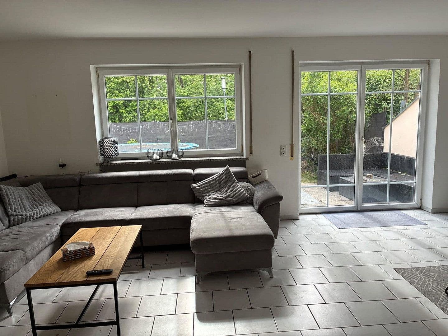 Pronájem domu 145 m², pozemek 264 m², Am Fohlenhof 26a, Geisenfeld, Bavorsko Pronájem domu 145 m², pozemek 264 m², Am Fohlenhof 26a, Geisenfeld, Bavorsko