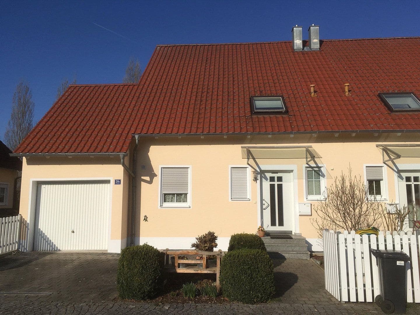 Pronájem domu 145 m², pozemek 264 m², Am Fohlenhof 26a, Geisenfeld, Bavorsko Pronájem domu 145 m², pozemek 264 m², Am Fohlenhof 26a, Geisenfeld, Bavorsko