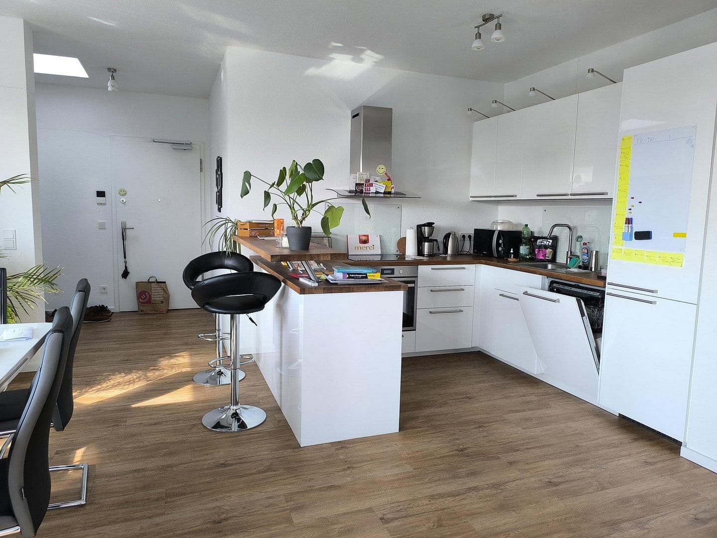 Prodej bytu 3+1 86 m², Frankfurt, Hessen Prodej bytu 3+1 86 m², Frankfurt, Hessen