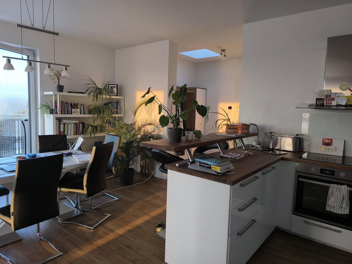 Prodej bytu 3+1 86 m², Frankfurt, Hessen Prodej bytu 3+1 86 m², Frankfurt, Hessen