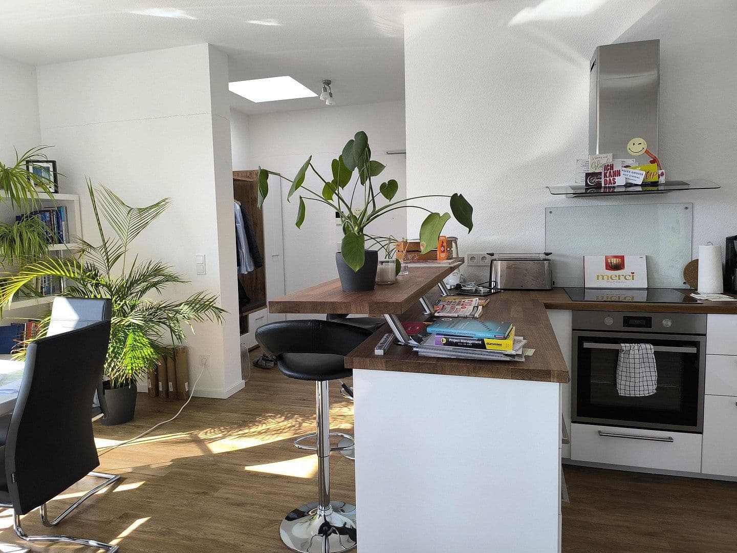 Prodej bytu 3+1 86 m², Frankfurt, Hessen Prodej bytu 3+1 86 m², Frankfurt, Hessen