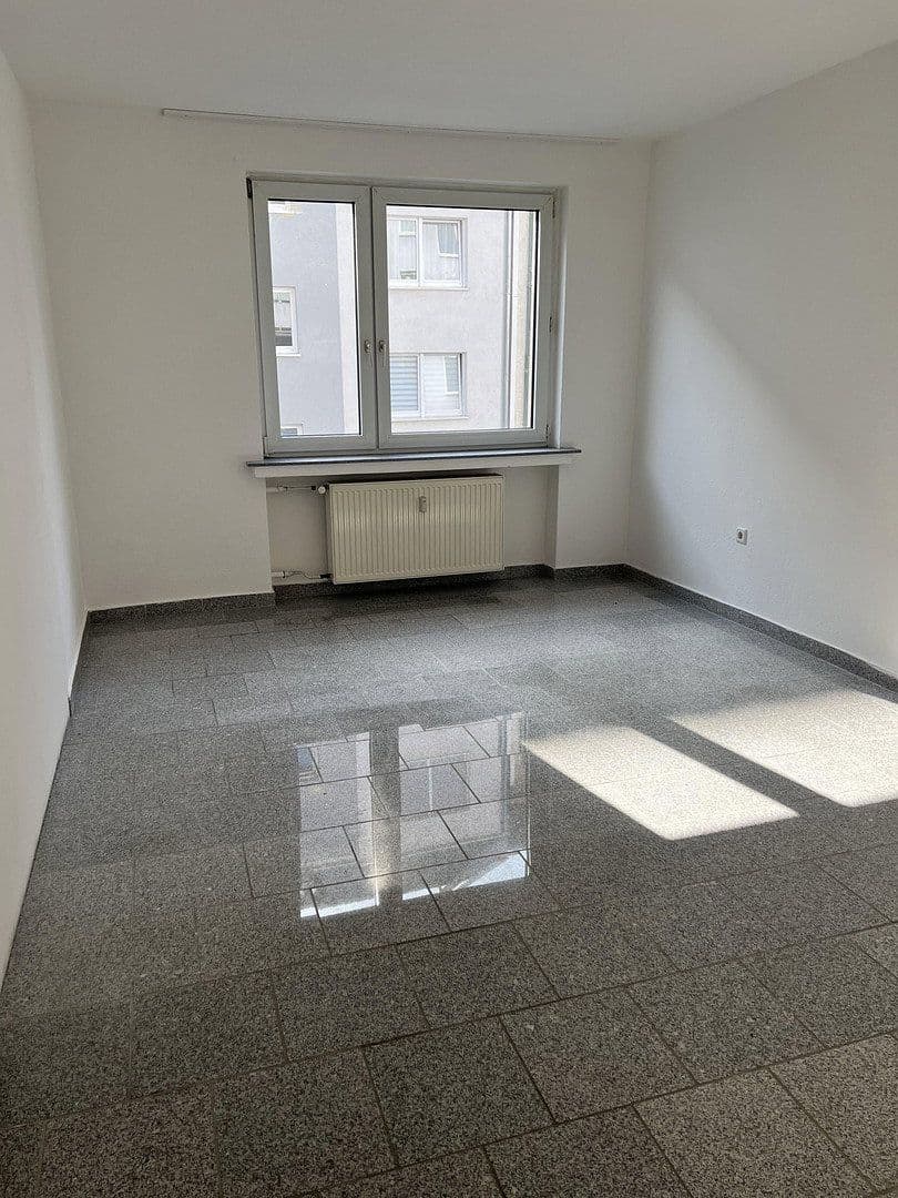 Pronájem bytu 4+1 80 m², Hagen, Severní Porýní-Vestfálsko Pronájem bytu 4+1 80 m², Hagen, Severní Porýní-Vestfálsko