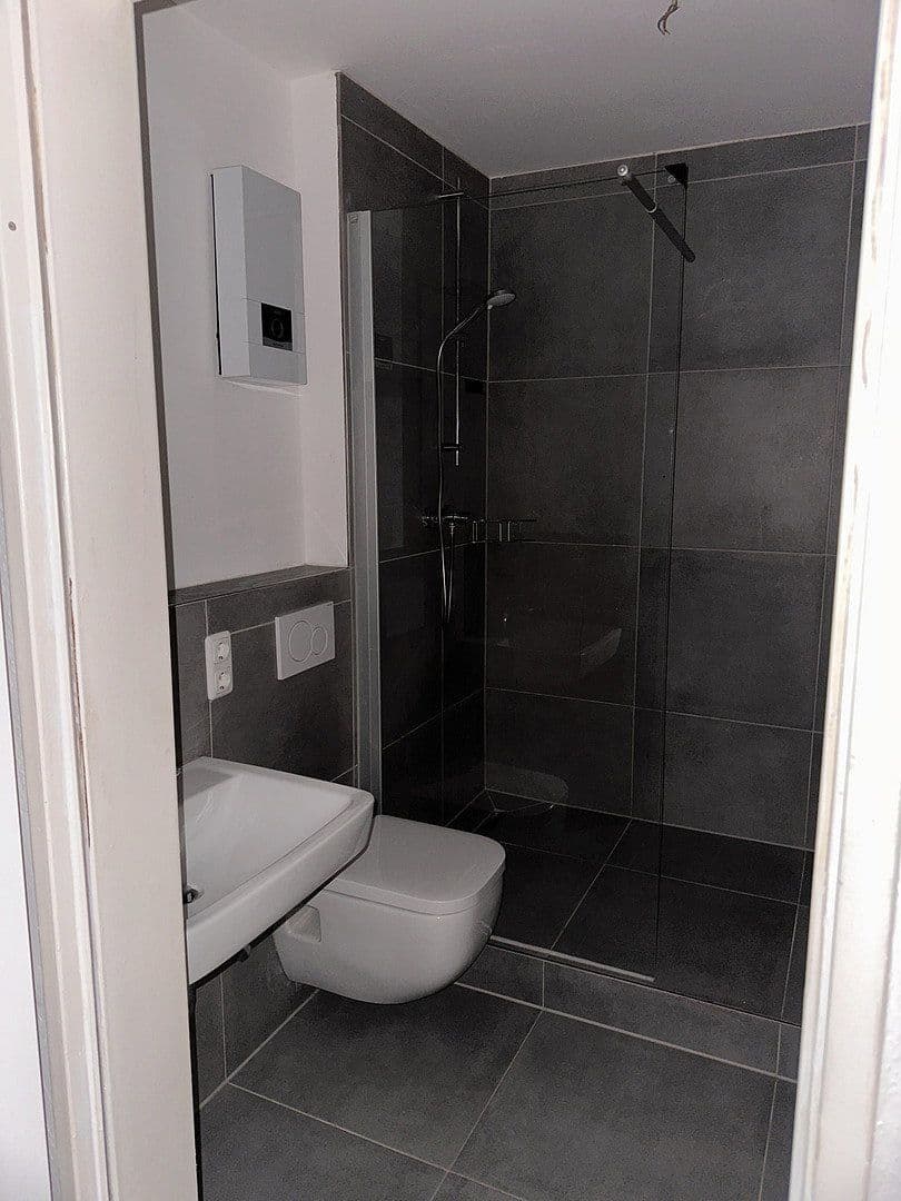 Pronájem bytu 2+1 46 m², Köln, Severní Porýní-Vestfálsko Pronájem bytu 2+1 46 m², Köln, Severní Porýní-Vestfálsko