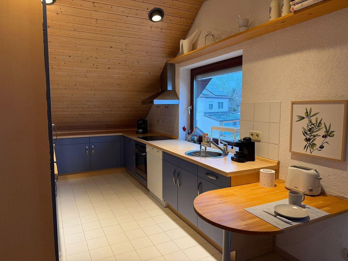 Pronájem bytu 1+1 74 m², Bad Friedrichshall, Bádensko-Württembersko Pronájem bytu 1+1 74 m², Bad Friedrichshall, Bádensko-Württembersko