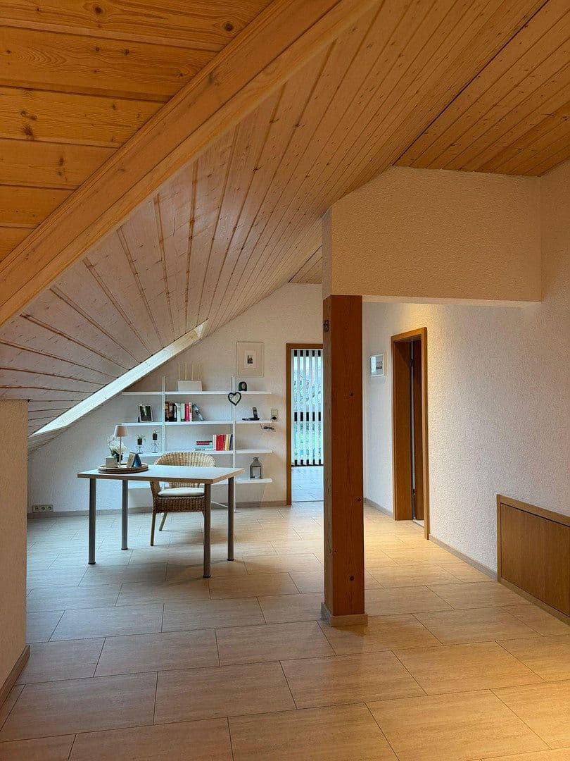 Pronájem bytu 1+1 74 m², Bad Friedrichshall, Bádensko-Württembersko Pronájem bytu 1+1 74 m², Bad Friedrichshall, Bádensko-Württembersko