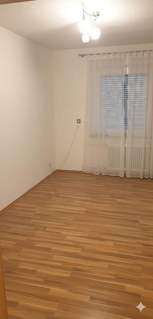 Prodej bytu 3+1 75 m², Schwarzwaldstraße 8, St. Georgen im Schwarzwald, Bádensko-Württembersko Prodej bytu 3+1 75 m², Schwarzwaldstraße 8, St. Georgen im Schwarzwald, Bádensko-Württembersko