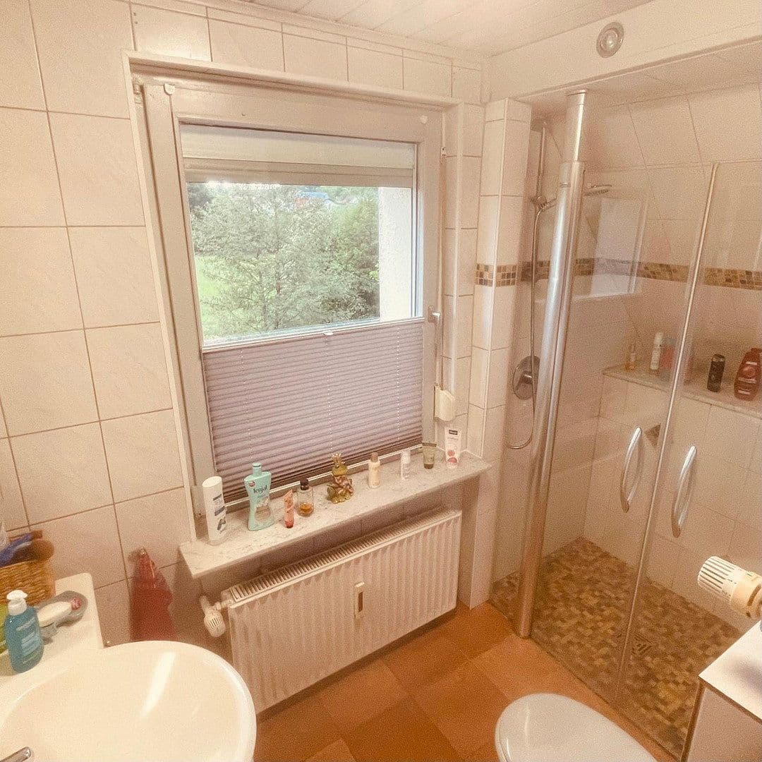 Prodej domu 210 m², pozemek 750 m², Münchhausen, Hessen Prodej domu 210 m², pozemek 750 m², Münchhausen, Hessen