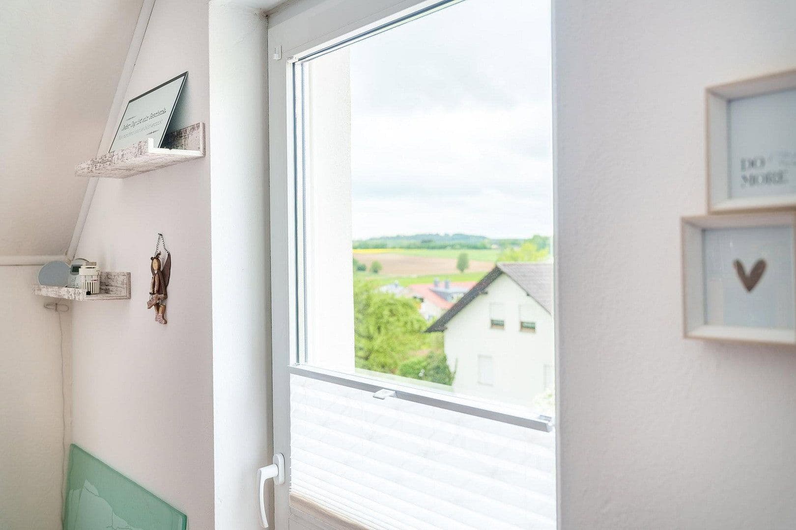 Prodej domu 155 m², pozemek 387 m², Denkendorf, Bavorsko Prodej domu 155 m², pozemek 387 m², Denkendorf, Bavorsko