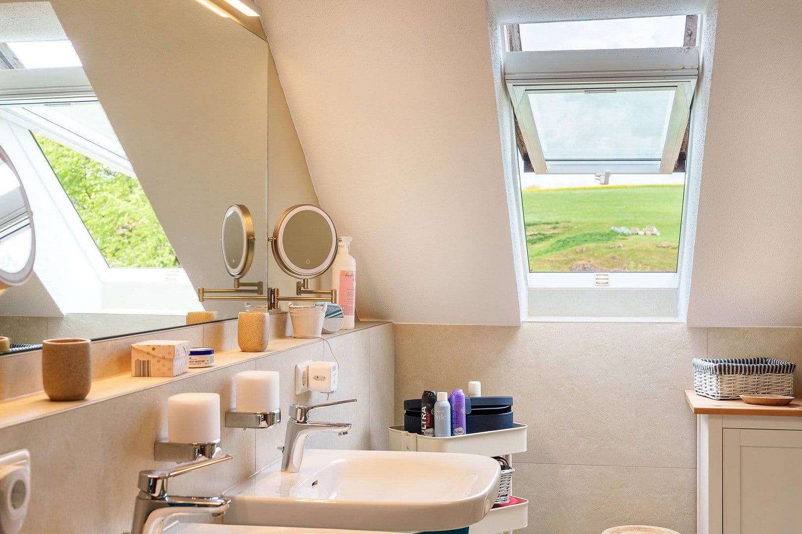 Prodej domu 155 m², pozemek 387 m², Denkendorf, Bavorsko Prodej domu 155 m², pozemek 387 m², Denkendorf, Bavorsko