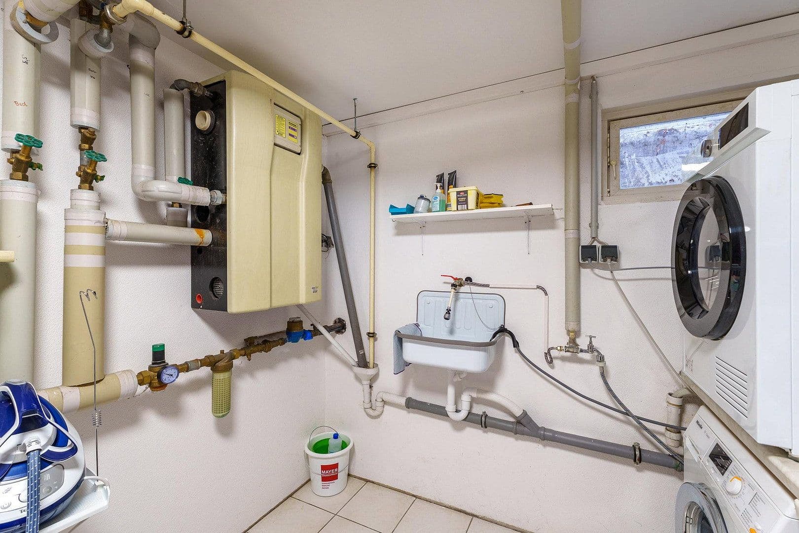 Prodej domu 155 m², pozemek 387 m², Denkendorf, Bavorsko Prodej domu 155 m², pozemek 387 m², Denkendorf, Bavorsko