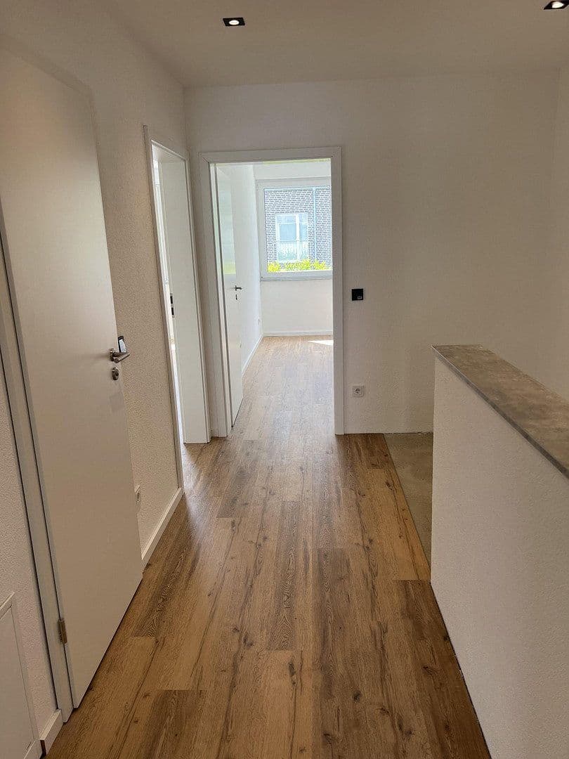 Pronájem domu 105 m², pozemek 352 m², Moers, Severní Porýní-Vestfálsko Pronájem domu 105 m², pozemek 352 m², Moers, Severní Porýní-Vestfálsko