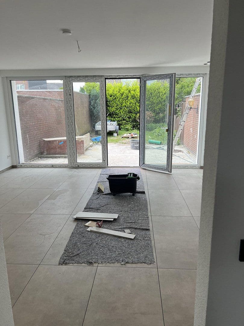 Pronájem domu 105 m², pozemek 352 m², Moers, Severní Porýní-Vestfálsko Pronájem domu 105 m², pozemek 352 m², Moers, Severní Porýní-Vestfálsko