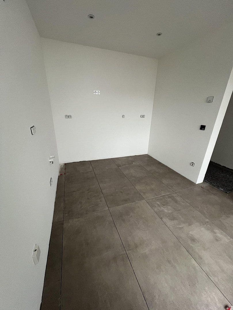 Pronájem domu 105 m², pozemek 352 m², Moers, Severní Porýní-Vestfálsko Pronájem domu 105 m², pozemek 352 m², Moers, Severní Porýní-Vestfálsko