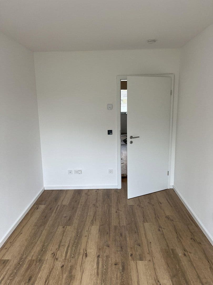 Pronájem domu 105 m², pozemek 352 m², Moers, Severní Porýní-Vestfálsko Pronájem domu 105 m², pozemek 352 m², Moers, Severní Porýní-Vestfálsko