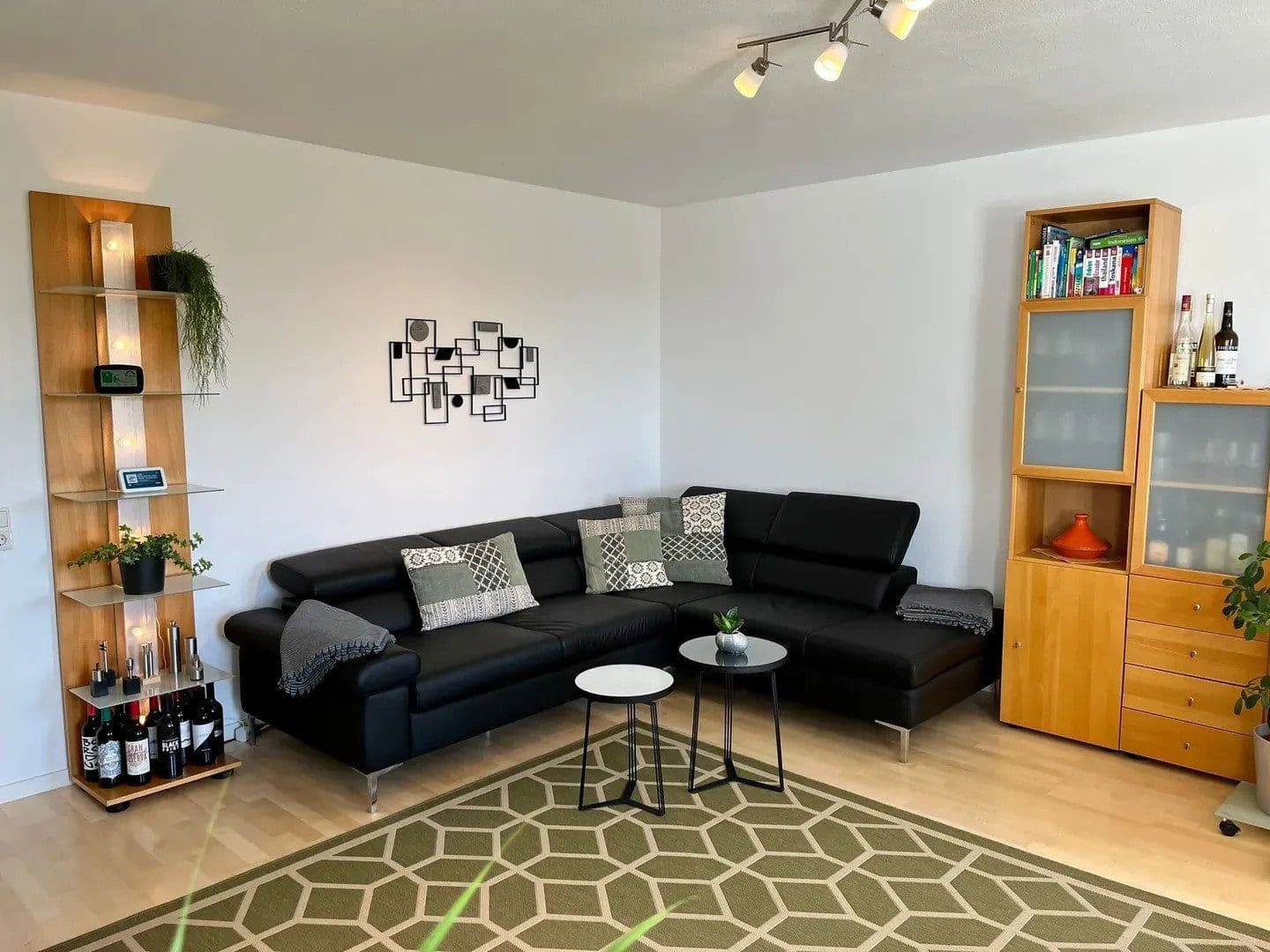 Pronájem bytu 2+1 72 m², Karlsruhe, Bádensko-Württembersko Pronájem bytu 2+1 72 m², Karlsruhe, Bádensko-Württembersko