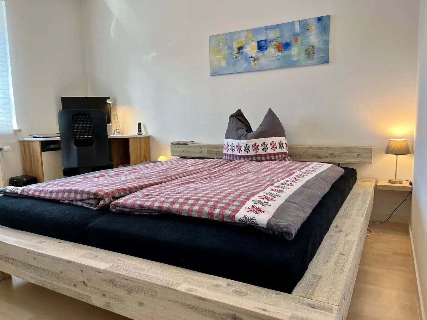 Pronájem bytu 2+1 72 m², Karlsruhe, Bádensko-Württembersko Pronájem bytu 2+1 72 m², Karlsruhe, Bádensko-Württembersko