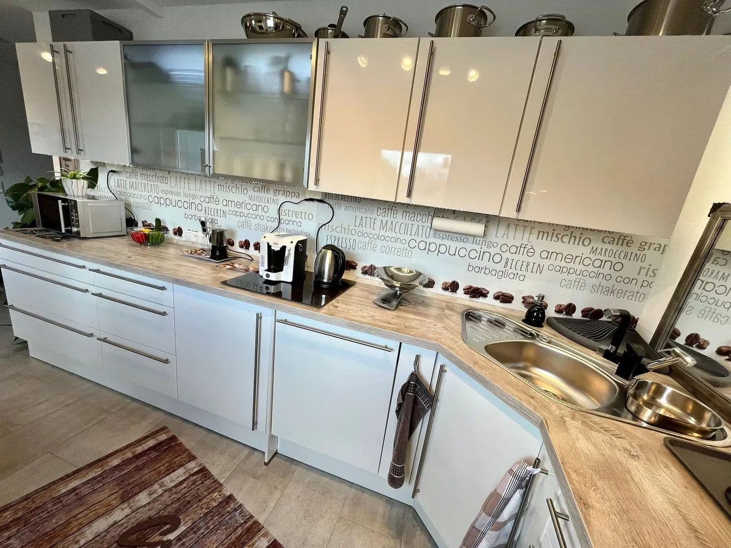 Pronájem bytu 2+1 72 m², Karlsruhe, Bádensko-Württembersko Pronájem bytu 2+1 72 m², Karlsruhe, Bádensko-Württembersko