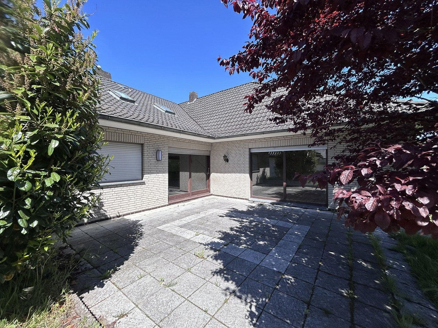 Prodej domu 143 m², pozemek 1.991 m², Ganderkesee, Dolní Sasko Prodej domu 143 m², pozemek 1.991 m², Ganderkesee, Dolní Sasko