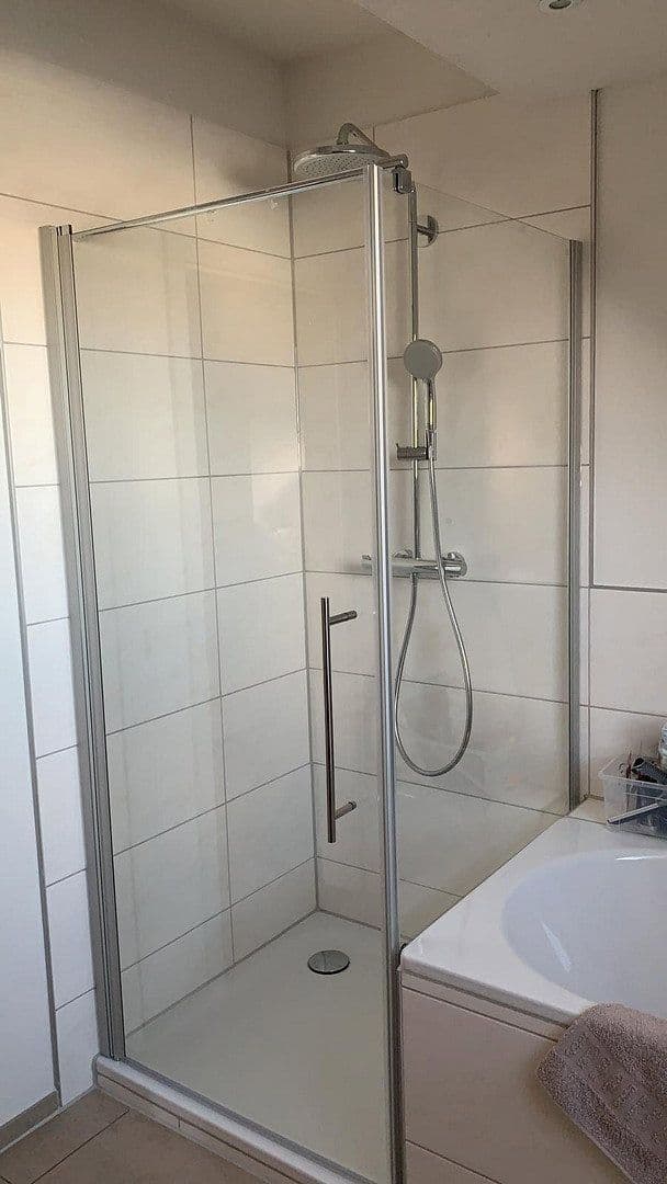 Pronájem bytu 3+1 73 m², Frankfurt am Main, Hessen Pronájem bytu 3+1 73 m², Frankfurt am Main, Hessen