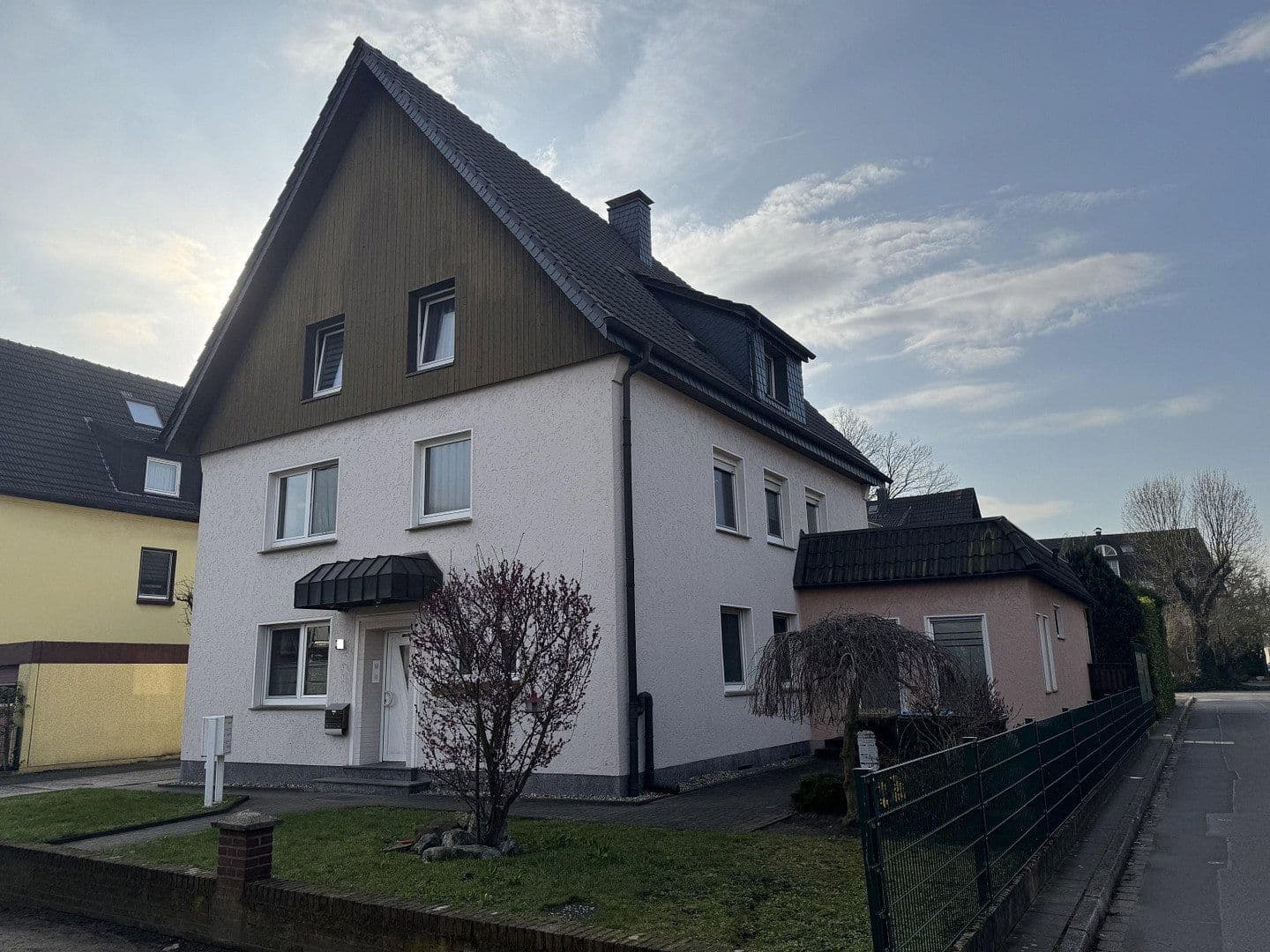 Prodej domu 338 m², pozemek 788 m², Dorsten, Severní Porýní-Vestfálsko Prodej domu 338 m², pozemek 788 m², Dorsten, Severní Porýní-Vestfálsko