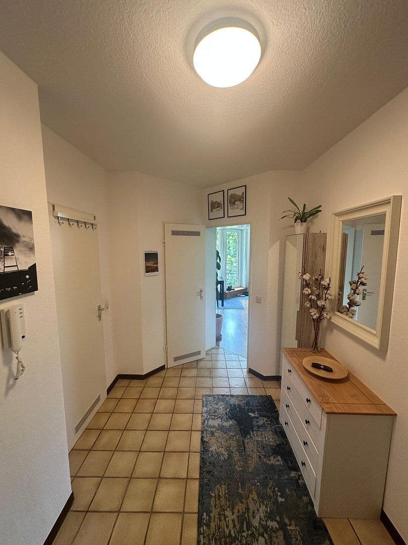 Pronájem bytu 2+1 66 m², Riensberger Str. 62, Bremen, Bremen Pronájem bytu 2+1 66 m², Riensberger Str. 62, Bremen, Bremen