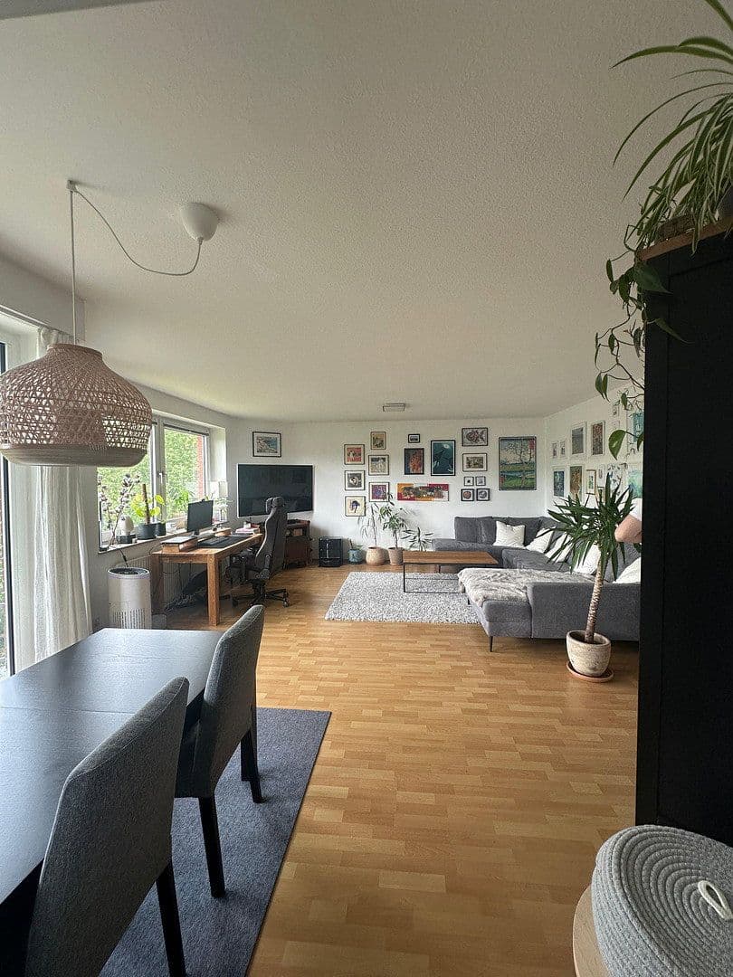 Pronájem bytu 2+1 66 m², Riensberger Str. 62, Bremen, Bremen Pronájem bytu 2+1 66 m², Riensberger Str. 62, Bremen, Bremen