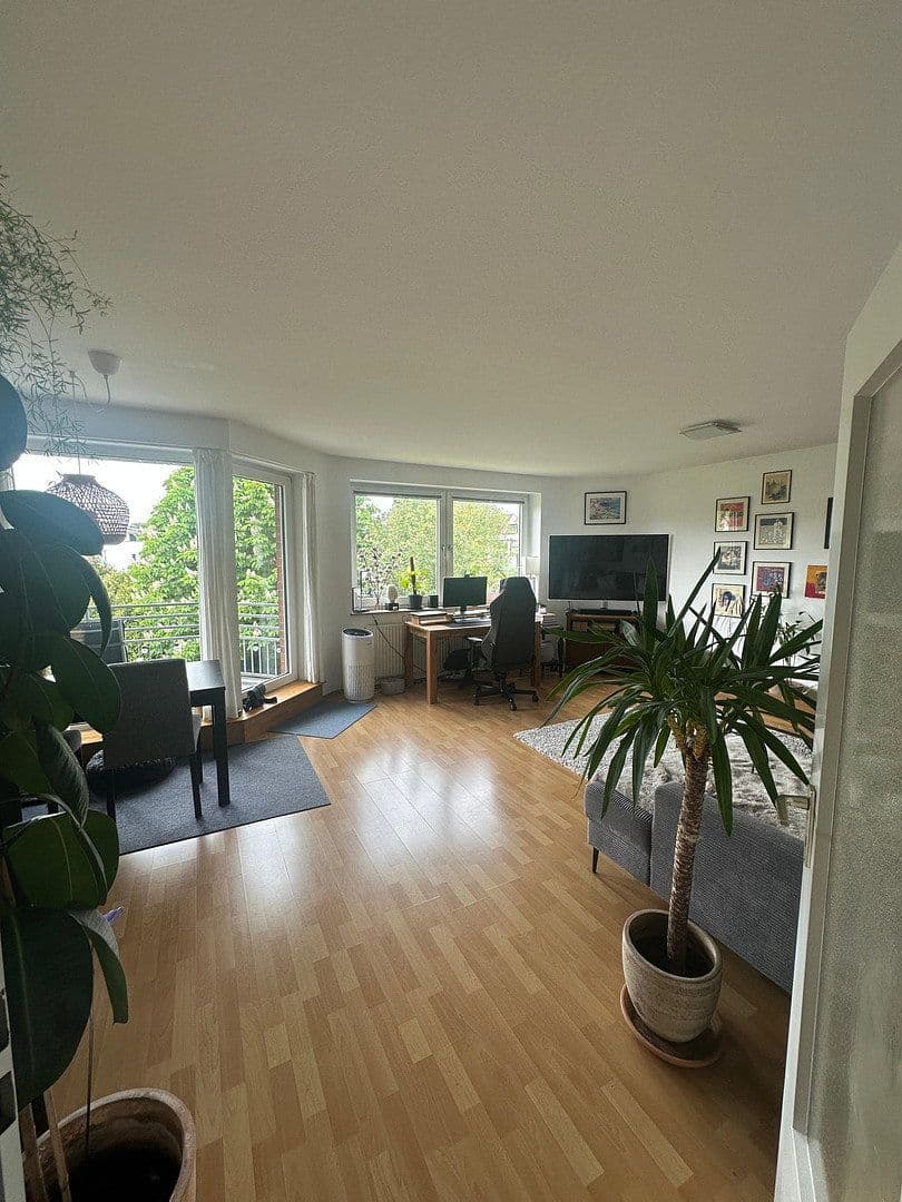 Pronájem bytu 2+1 66 m², Riensberger Str. 62, Bremen, Bremen Pronájem bytu 2+1 66 m², Riensberger Str. 62, Bremen, Bremen