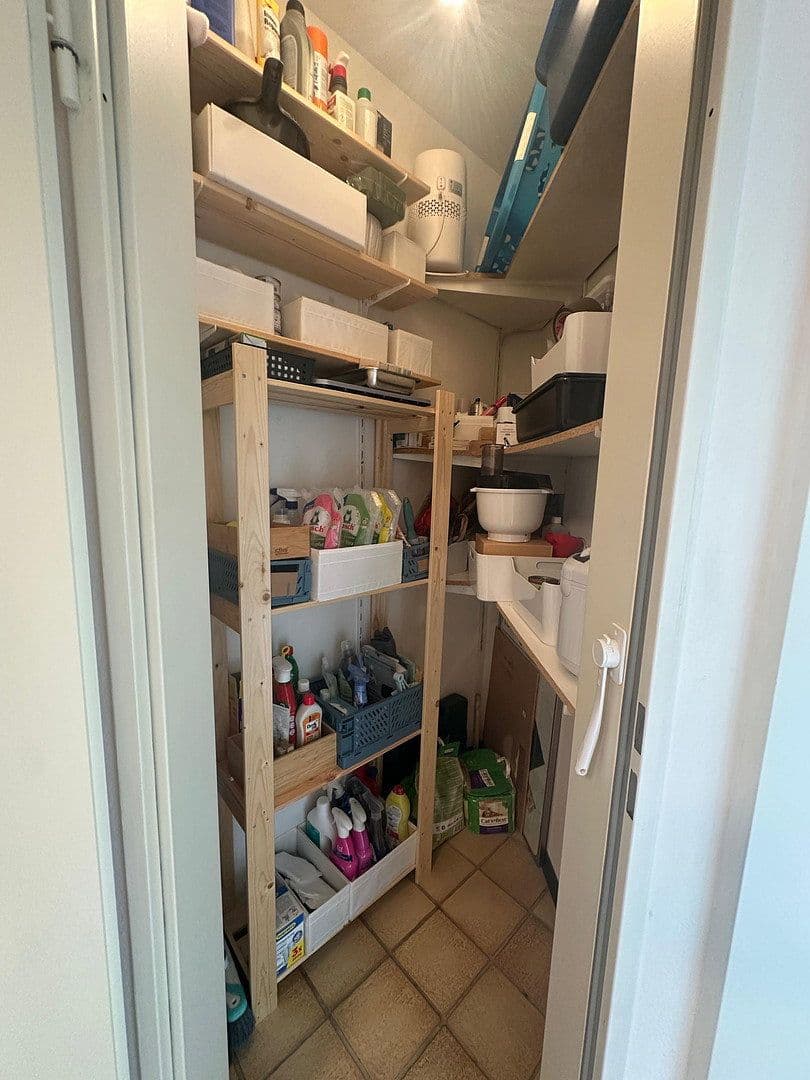 Pronájem bytu 2+1 66 m², Riensberger Str. 62, Bremen, Bremen Pronájem bytu 2+1 66 m², Riensberger Str. 62, Bremen, Bremen