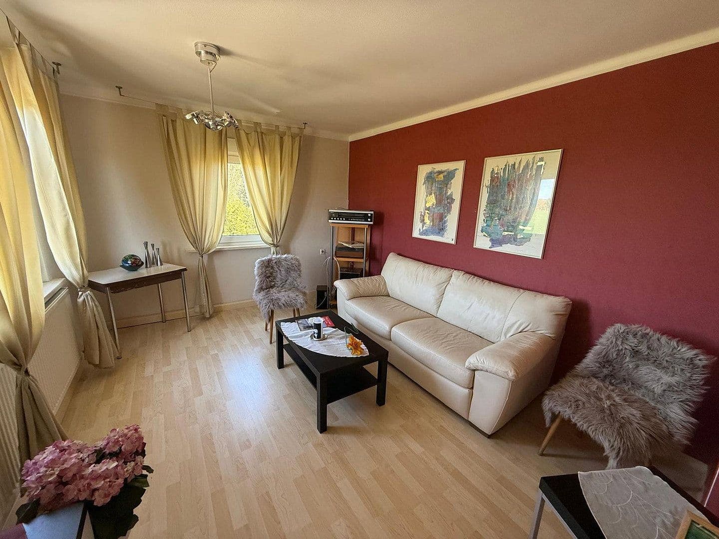 Prodej domu 110 m², pozemek 881 m², Friedhofsweg 7, Naumburg (Saale), Sasko-Anhaltsko Prodej domu 110 m², pozemek 881 m², Friedhofsweg 7, Naumburg (Saale), Sasko-Anhaltsko