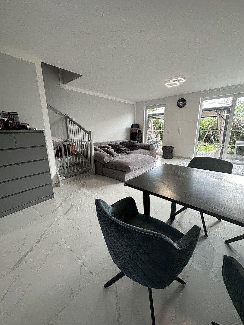 Prodej domu 118 m², pozemek 229 m², Blankenfelde-Mahlow, Braniborsko Prodej domu 118 m², pozemek 229 m², Blankenfelde-Mahlow, Braniborsko